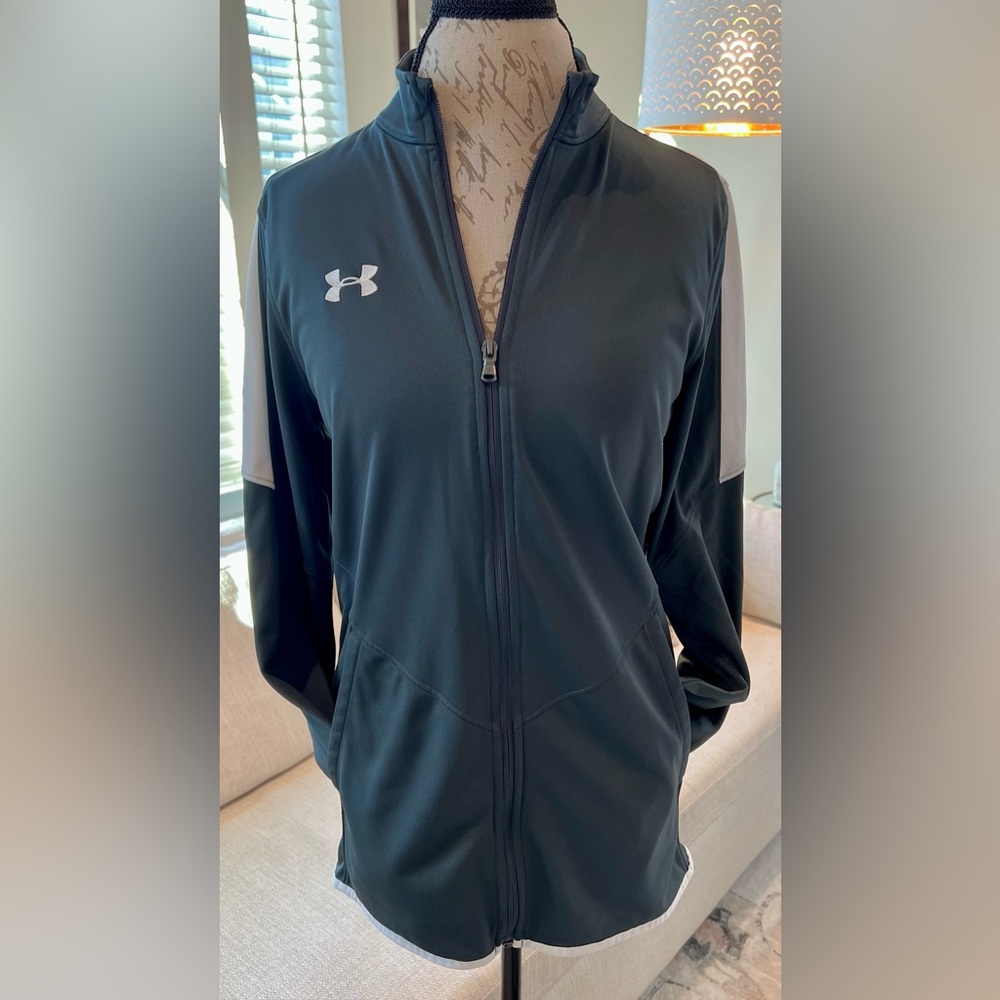 Under Armour RIVAL Relaxed Fit Gray and White Zip-Up Jacket
